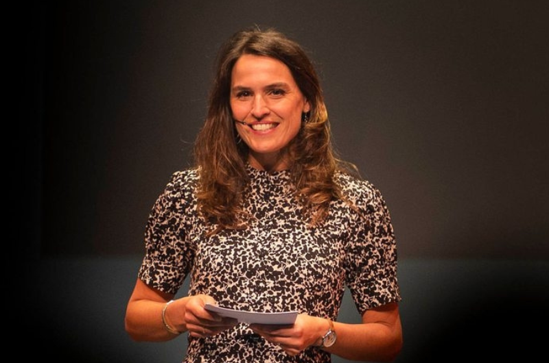 Virginie Hess - Chroniqueuse TV-Radio-Presse  pour un monde plus vert et optimiste  - Be Alternatives conférences et formations