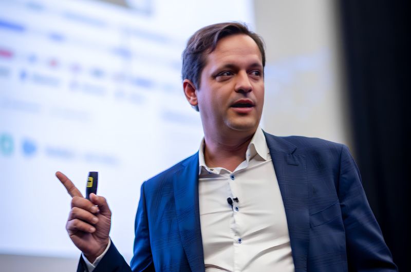 Julien Winkin - CEO LuxGap - External DPO / CISO - |conferencier||formateur| - Be Alternatives conférences et formations